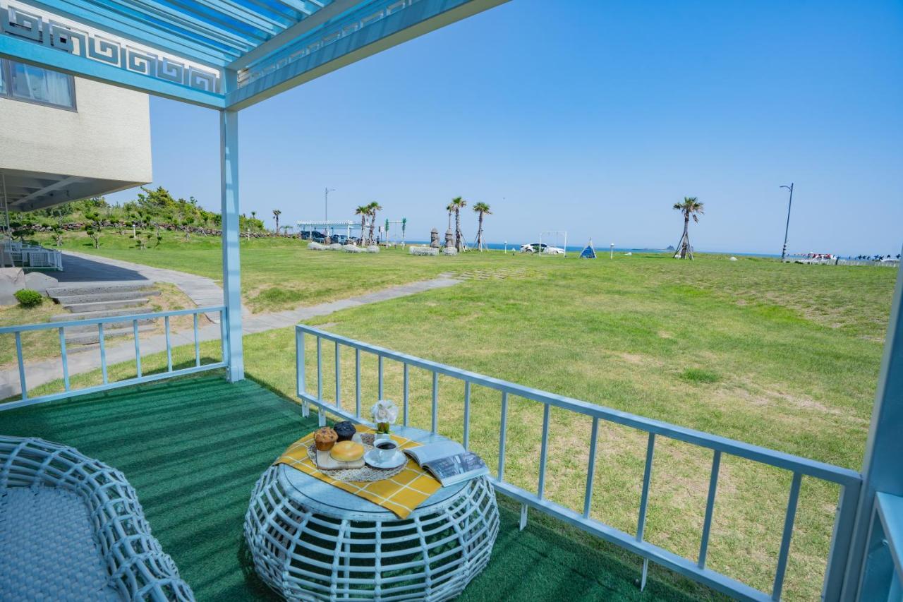 Sun And Moon Resort Σεογκουίπο Εξωτερικό φωτογραφία
