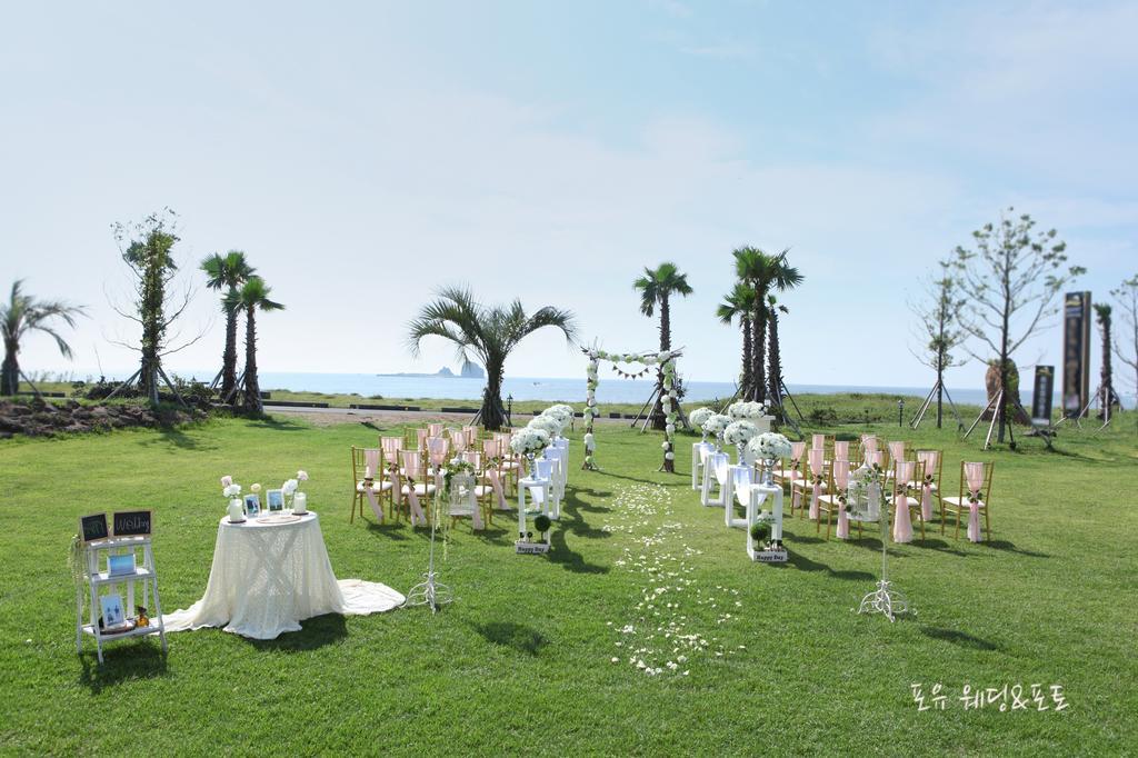 Sun And Moon Resort Σεογκουίπο Εξωτερικό φωτογραφία