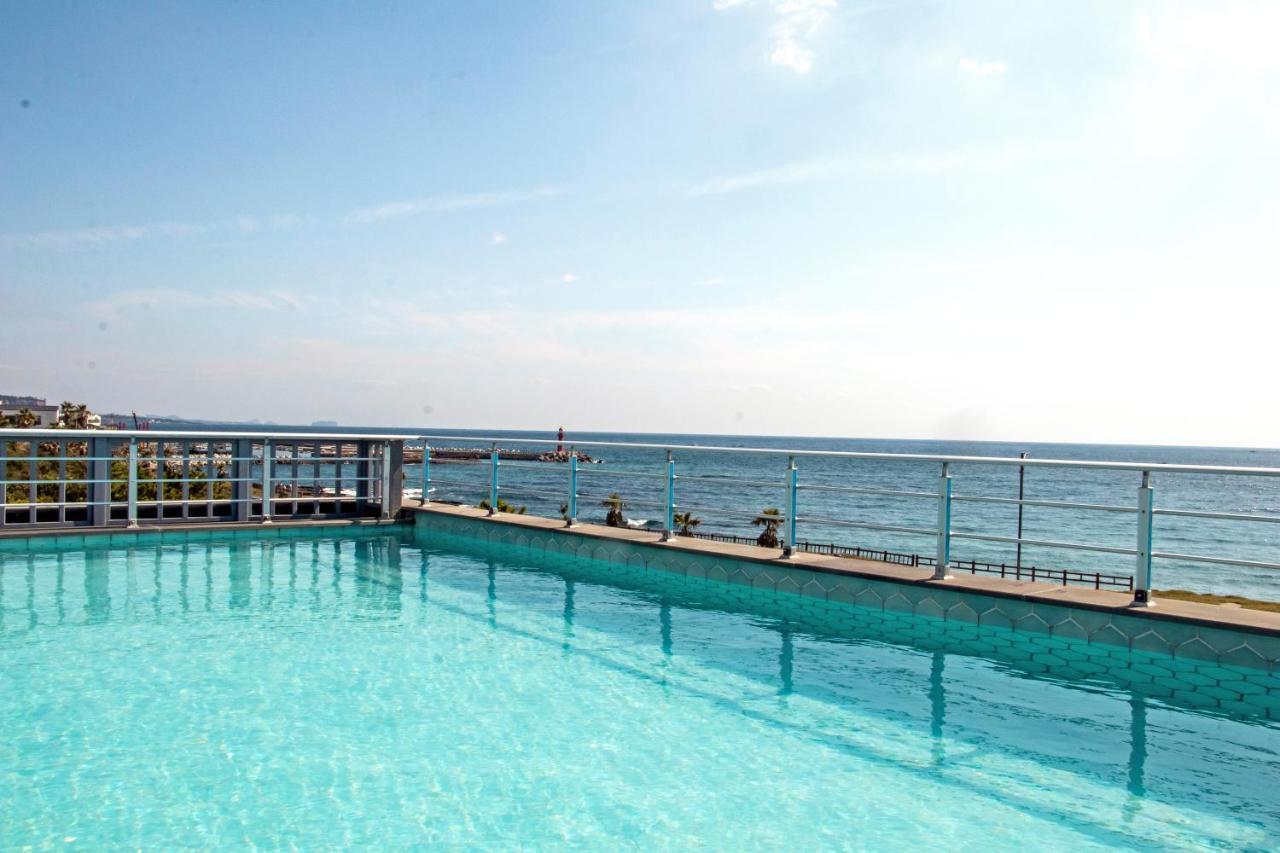 Sun And Moon Resort Σεογκουίπο Εξωτερικό φωτογραφία
