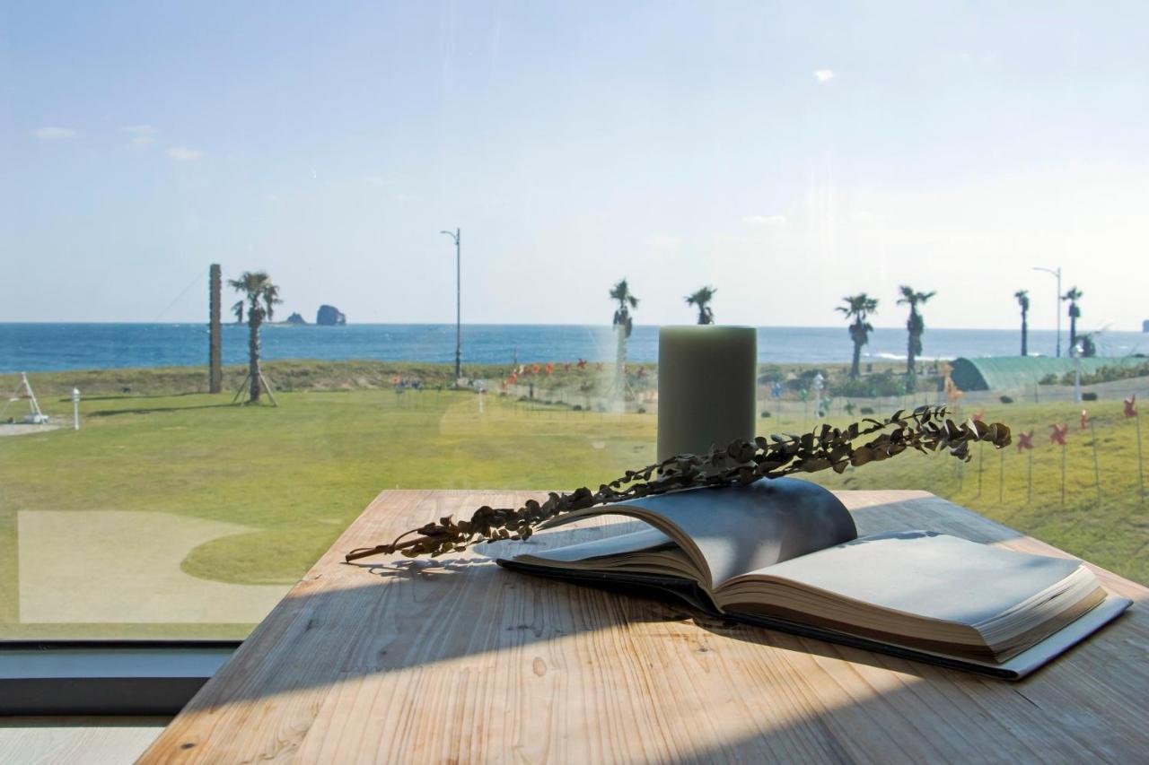 Sun And Moon Resort Σεογκουίπο Εξωτερικό φωτογραφία
